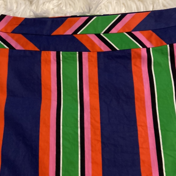 Trina Turk Los Angeles Skirt size 12 excellent condition - Picture 2 of 8